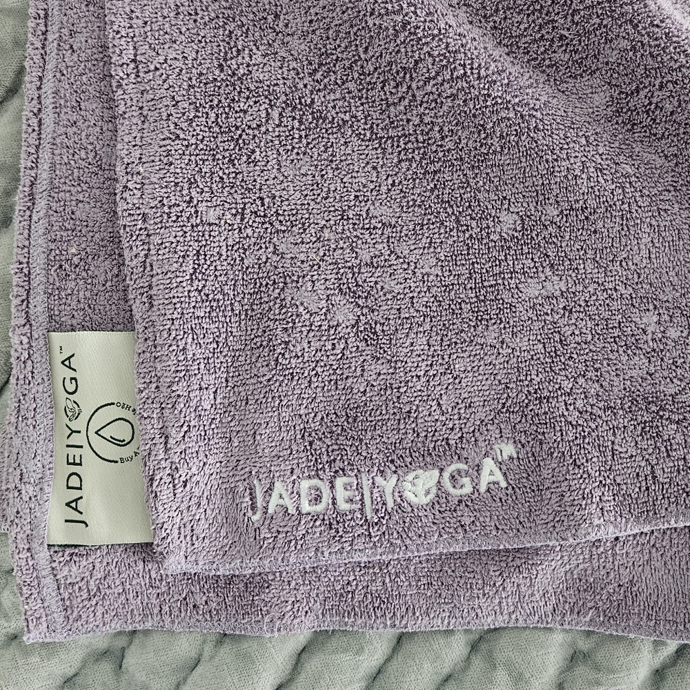 Jade Yoga mat towel for hot yoga